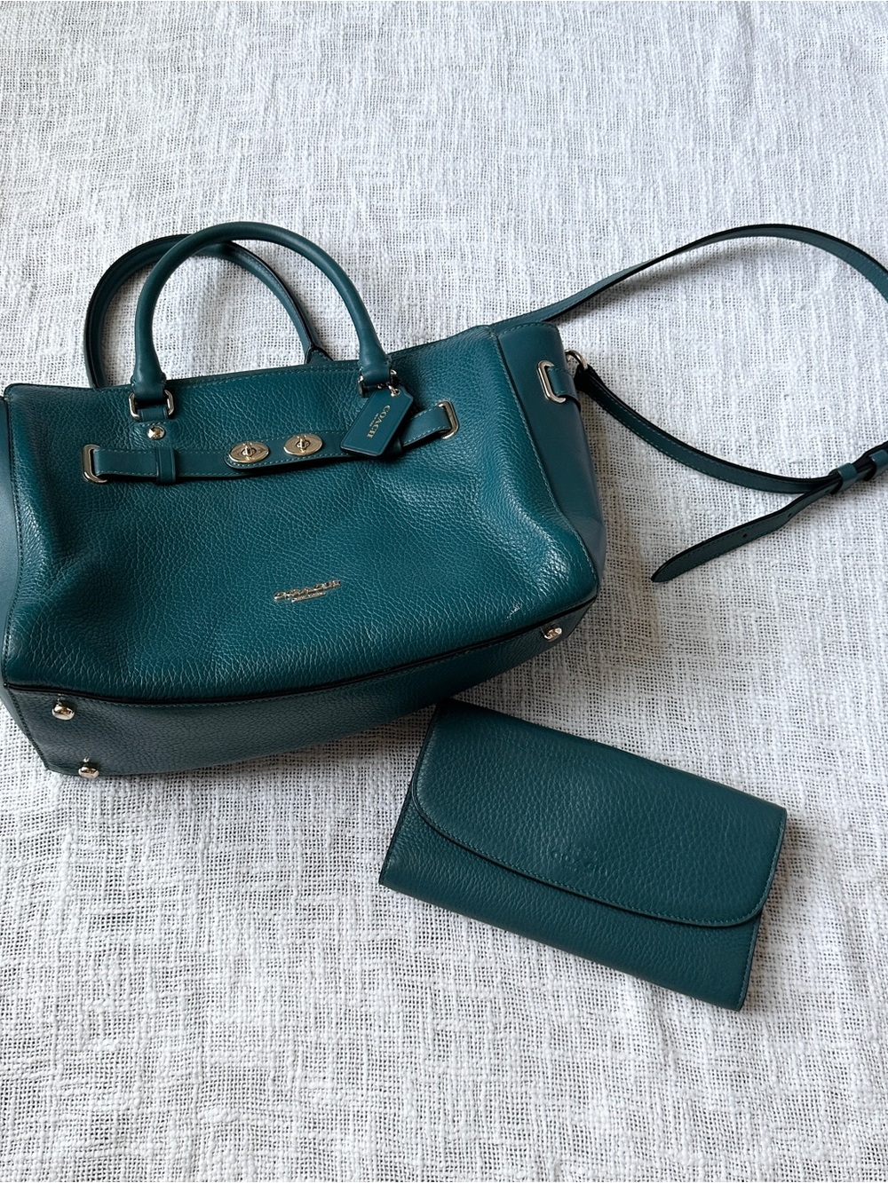 Coach Teal Pebble Blake Carryall Crossbody Purse/Wallet & Dustbag Set 🦚
